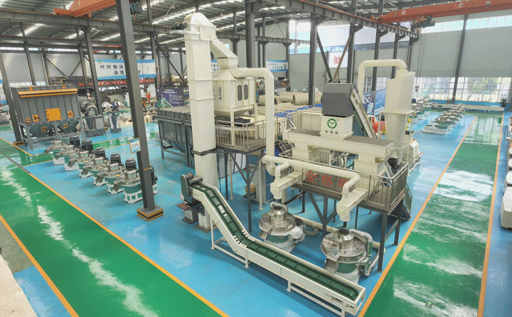 顆粒機(jī)設(shè)備 (3).jpg